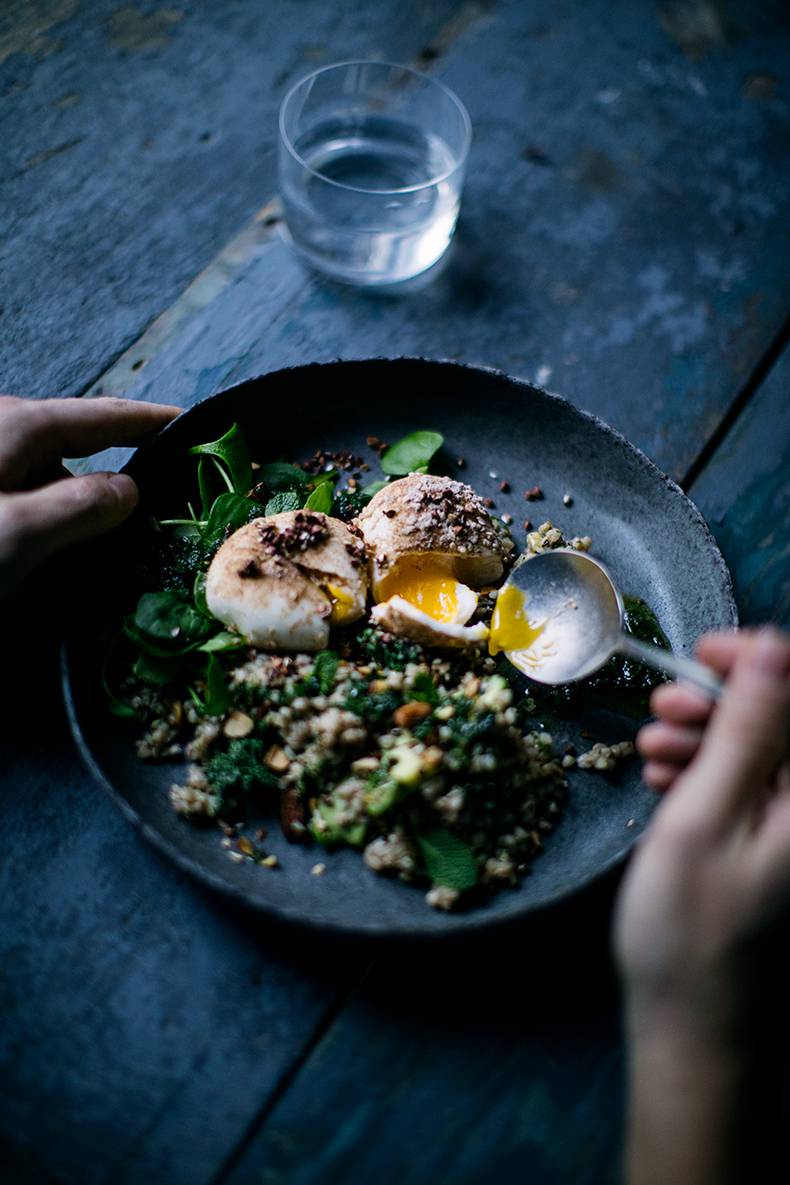Buckwheat green eggs